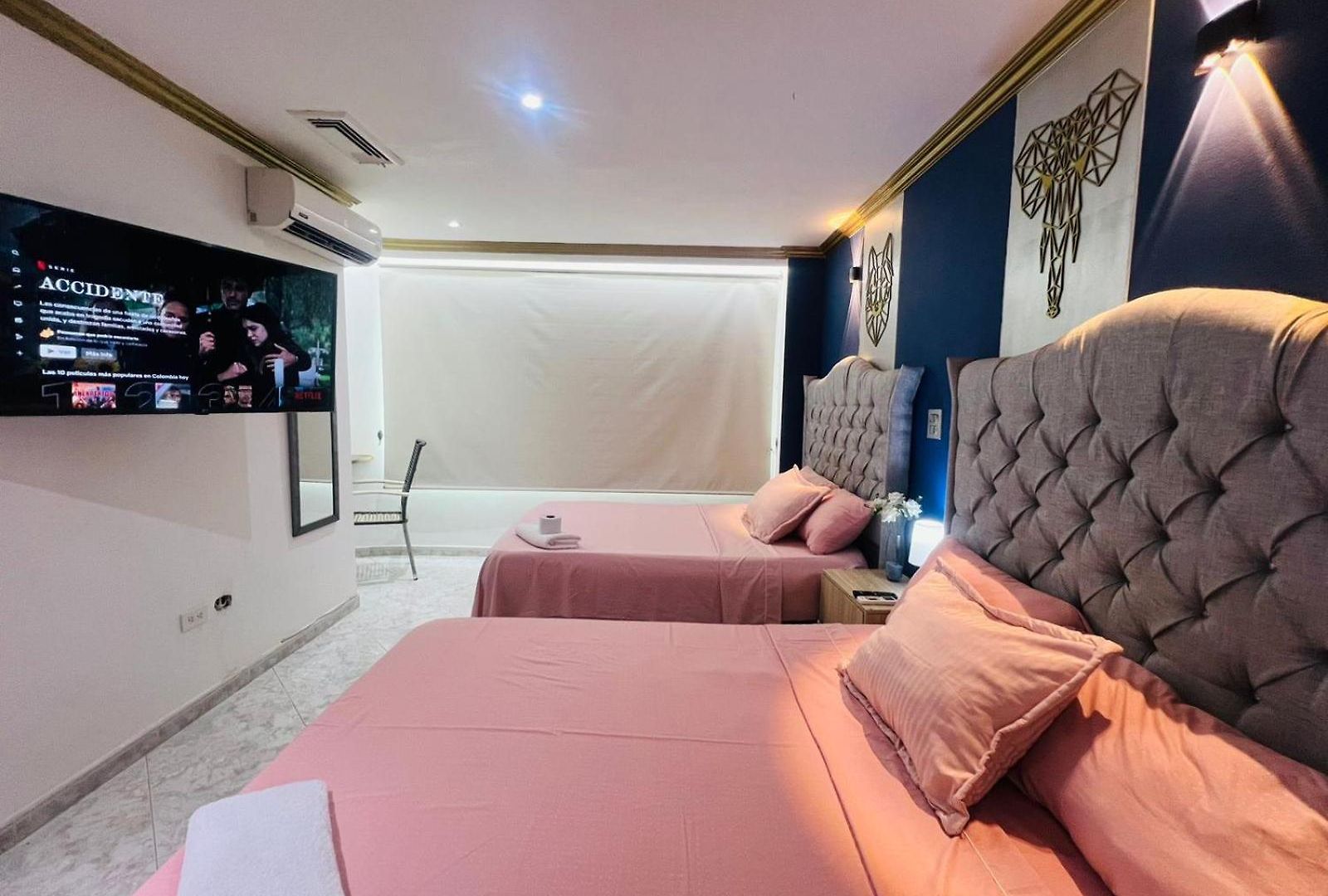 Habitación en casa particular Habitación Privada Al Frente Del Americas *