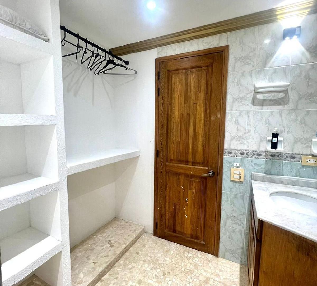 Habitación Privada Al Frente Del Americas Habitación en casa particular